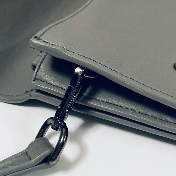 COLAB Montreal Vegan Leather Crossbody Bag Grey Envelope Style Multiple Pockets - Picture 8 of 10